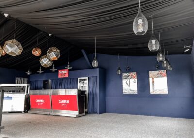 Aménagement sur mesure habillage de structures et création d'espaces par Nova-Craft - créateur d’espaces éphémères pour vos événements à Genève, Lausanne, Montreux et plus encore.