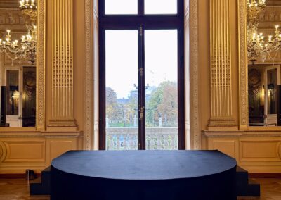 Photocall végétal et mise en scène par Nova-Craft - créateur d’espaces éphémères pour vos événements à Genève, Lausanne, Montreux et plus encore.